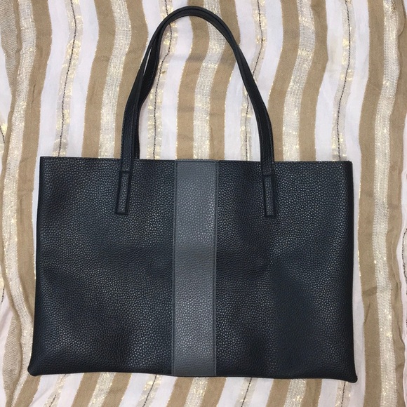 Vince Camuto Handbags - Vince Camuto Vegan Leather Tote